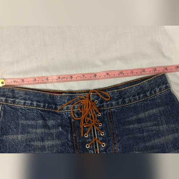 Vintage GUESS Lace-Up Jeans - Dark Wash - Size 27 - Wide Flare Leg - Picture 12 of 12